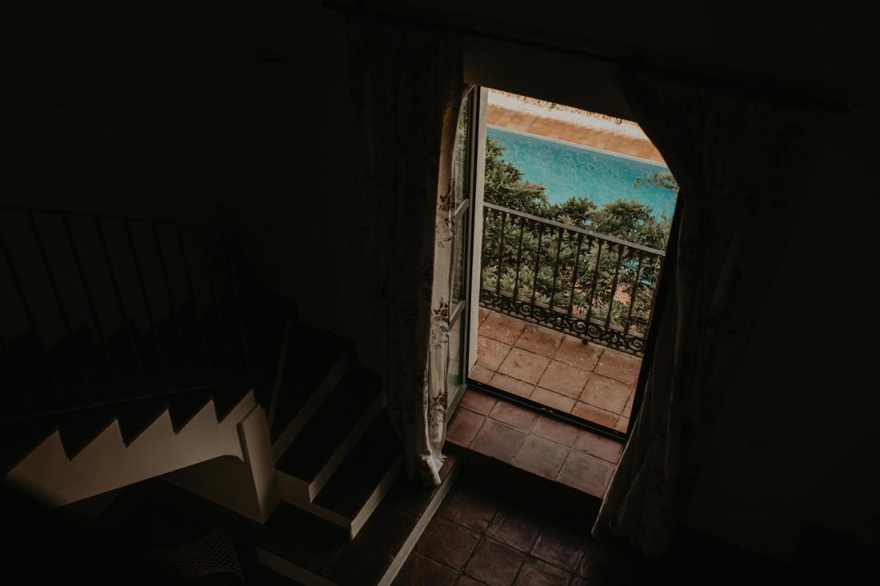 Hotel Posada De Valdezufre Aracena Exteriör bild