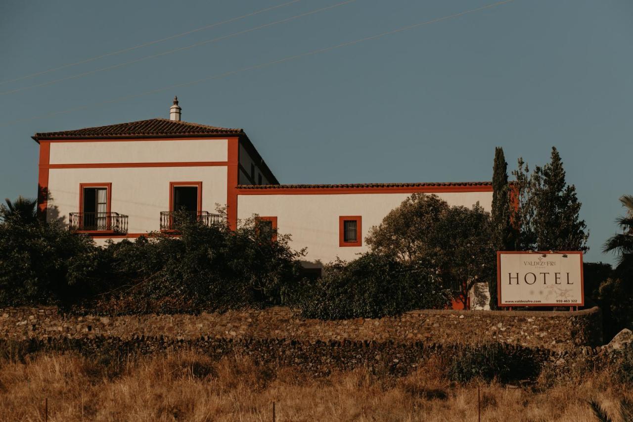 Hotel Posada De Valdezufre Aracena Exteriör bild